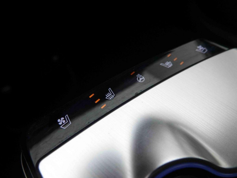 Photo 20 de l'offre de Kia EV6 229 GT-Line à 37597€ chez Carlyss automobiles Vitré