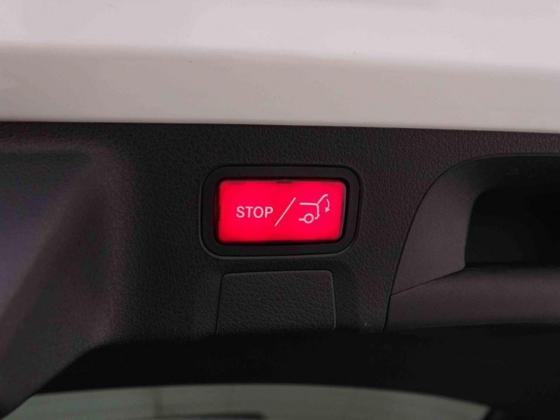 Photo 5 de l'offre de MERCEDES-BENZ CLA 220d 190 DCT 4 Matic Shooting Brake AMG-Line à 31749€ chez Carlyss automobiles Vitré