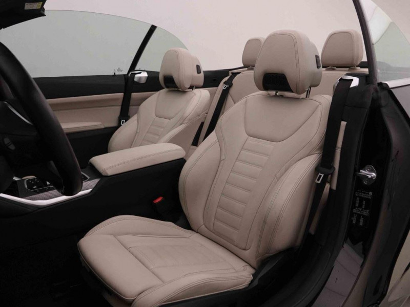 Photo 9 de l'offre de Bmw 4 420i 184 Cabrio Steptronic M-Pack à 54098€ chez Carlyss automobiles Vitré