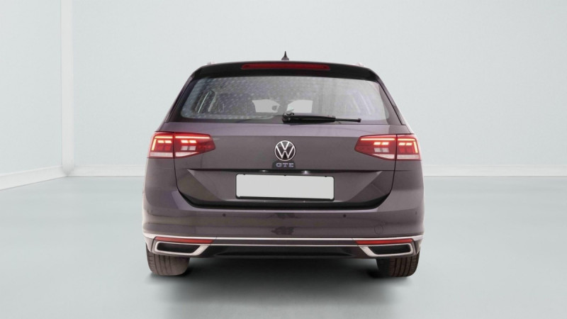 Photo 5 de l'offre de VOLKSWAGEN Passat Variant 1.4 TSi 218 GTE PHEV à 29698€ chez Carlyss automobiles Vitré