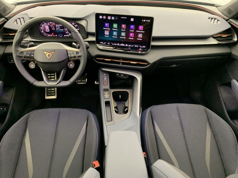 Photo 12 de l'offre de Cupra Terramar 1.5 eHybrid 204 ch DSG6 V à 41998€ chez Carlyss automobiles Vitré