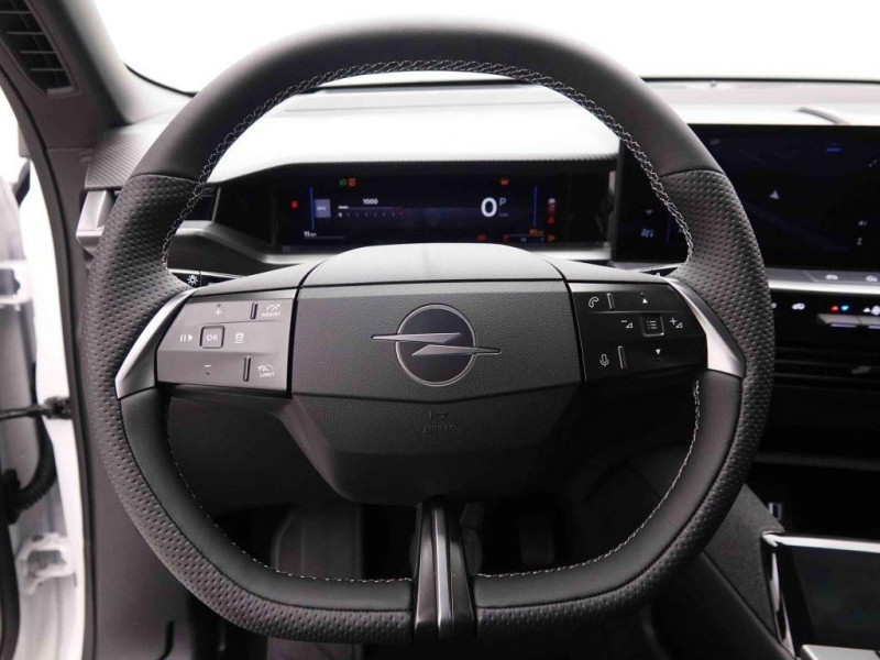 Photo 5 de l'offre de OPEL Grandland 1.2 T Hybrid 145 GS à 35398€ chez Carlyss automobiles Vitré