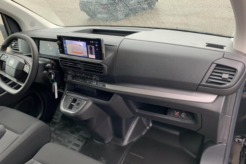 Photo 19 de l'offre de CITROEN Jumpy Fourgon M BLUEHDI 180 S&S EAT8 à 29757€ chez Carlyss automobiles Vitré