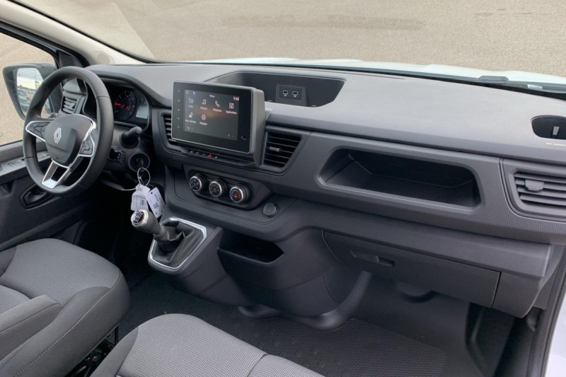 Photo 22 de l'offre de RENAULT TRAFIC FOURGON L2H1 3T BLUE DCI 150 GSR2 ADVANCE à 30837€ chez Carlyss automobiles Vitré