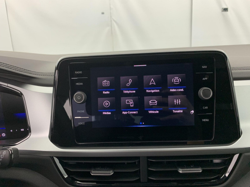 Photo 16 de l'offre de VOLKSWAGEN T-roc 2.0 TDI 150 Start/Stop DSG7 Life Plus à 32558€ chez Carlyss automobiles Vitré
