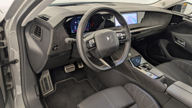 Photo 15 de l'offre de DS DS4 PureTech 130 EAT8 Performance Line+ à 24110€ chez Carlyss automobiles Vitré