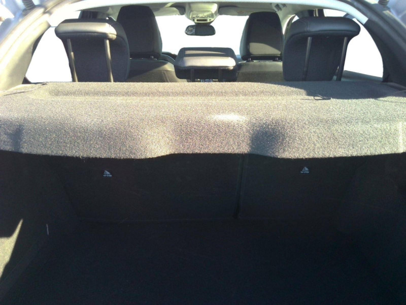 Photo 4 de l'offre de PEUGEOT 208 PureTech 100 S&S BVM6 Allure à 14798€ chez Carlyss automobiles Vitré