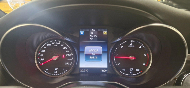 Photo 8 de l'offre de MERCEDES-BENZ Classe C Cabriolet 220 d 9G-Tronic Sportline à 32998€ chez Carlyss automobiles Vitré