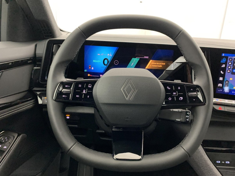 Photo 14 de l'offre de Renault AUSTRAL NOUVEAU FULL HYBRID E-TECH 200 CH EVOLUTION à 32598€ chez Carlyss automobiles Vitré