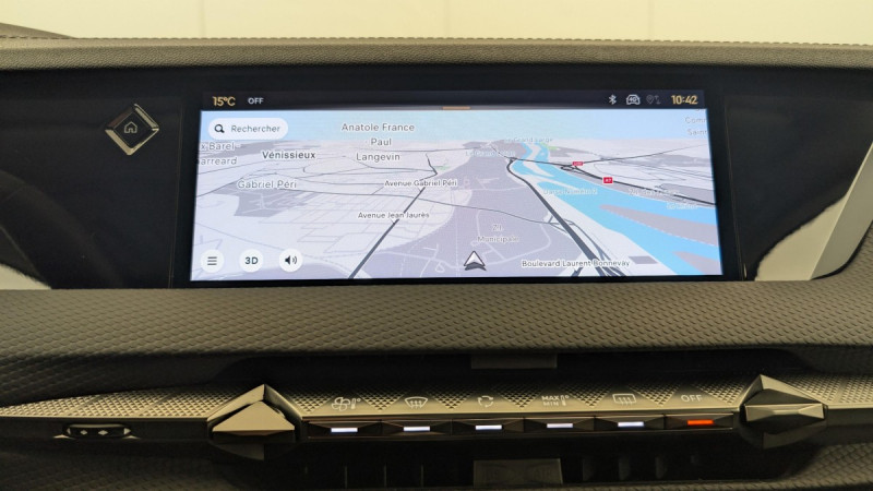 Photo 17 de l'offre de DS DS4 PureTech 130 EAT8 Rivoli à 25010€ chez Carlyss automobiles Vitré