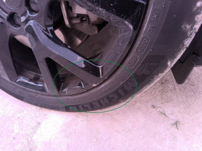 Photo 4 de l'offre de CITROEN C5 Aircross C5 Aircross Hybride Rechargeable 225 e-EAT8 Max à 27198€ chez Carlyss automobiles Vitré