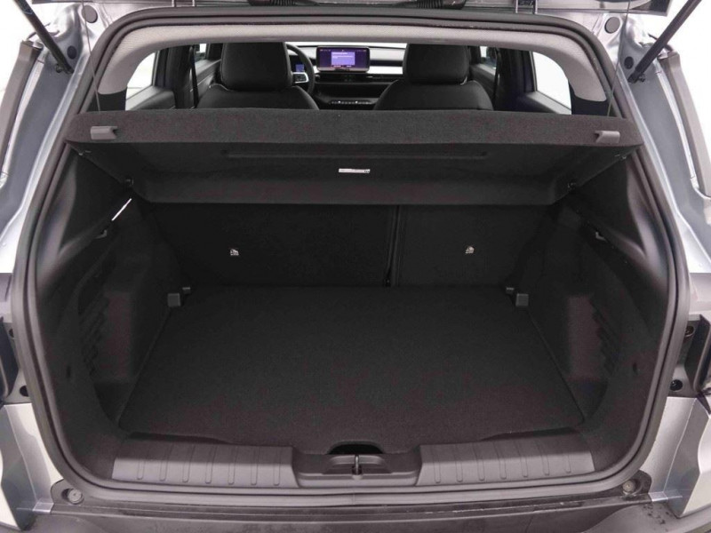 Photo 6 de l'offre de Jeep Avenger 1.2 MHEV 110 DCT6 Altitude à 27502€ chez Carlyss automobiles Vitré