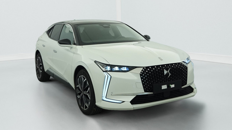 Photo 1 de l'offre de DS DS4 PureTech 130 EAT8 Rivoli à 23281€ chez Carlyss automobiles Vitré