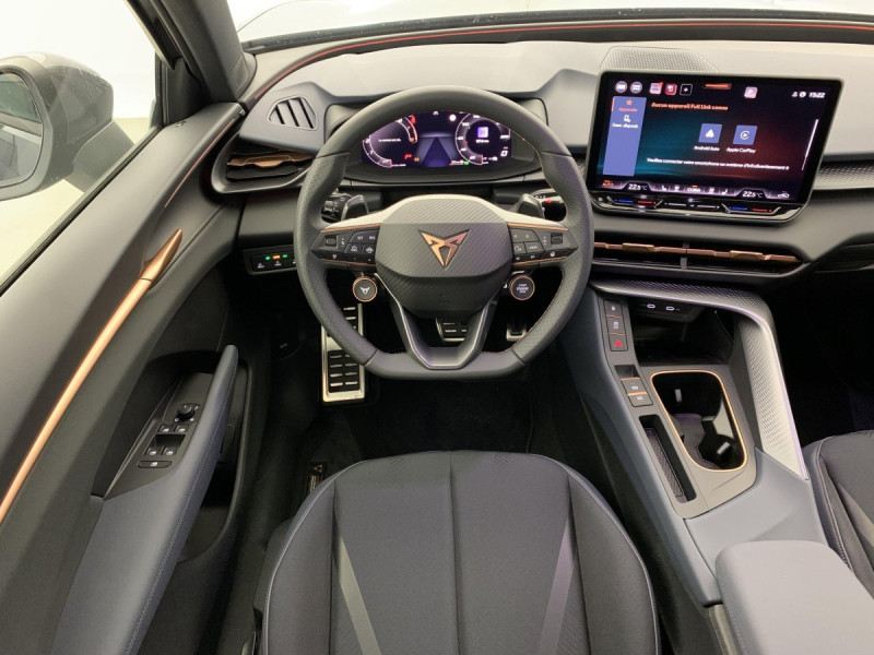 Photo 13 de l'offre de Cupra Terramar 1.5 eTSI Hybrid 150 ch DSG7 V à 35998€ chez Carlyss automobiles Vitré