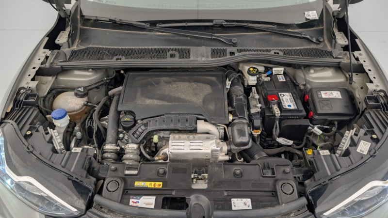 Photo 20 de l'offre de DS DS3 PureTech 130 EAT8 Esprit de Voyage à 21222€ chez Carlyss automobiles Vitré