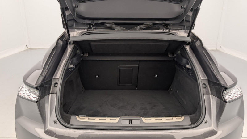 Photo 11 de l'offre de DS DS4 Hybride E-Tense 225 EAT8 Rivoli à 30289€ chez Carlyss automobiles Vitré