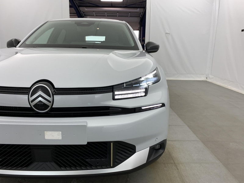 Photo 21 de l'offre de CITROEN C4 Hybride 145 e-DCS6 Max à 24498€ chez Carlyss automobiles Vitré