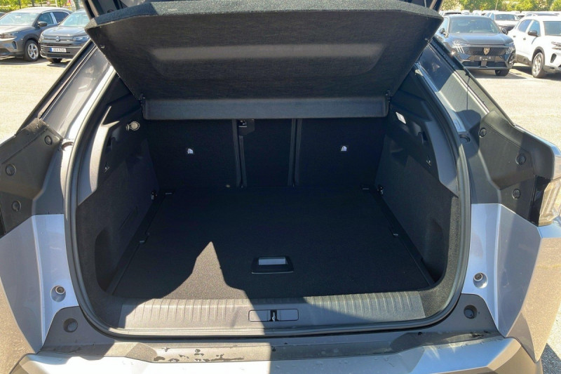 Photo 11 de l'offre de PEUGEOT 3008 Hybrid 145 e-DCS6 Allure à 28998€ chez Carlyss automobiles Vitré