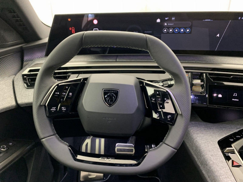 Photo 11 de l'offre de PEUGEOT 3008 Hybrid 145 e-DCS6 GT à 34458€ chez Carlyss automobiles Vitré