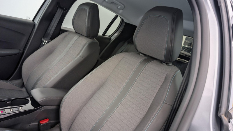 Photo 16 de l'offre de PEUGEOT 208 PureTech 100 S&S BVM6 Allure Pack à 16622€ chez Carlyss automobiles Vitré