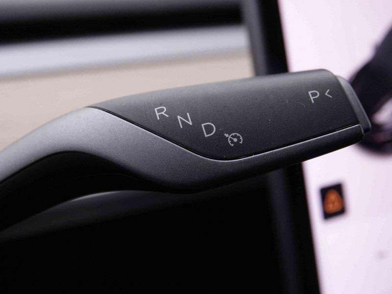 Photo 13 de l'offre de TESLA MODEL 3 476 Long Range Dual Motor AWD à 34998€ chez Carlyss automobiles Vitré