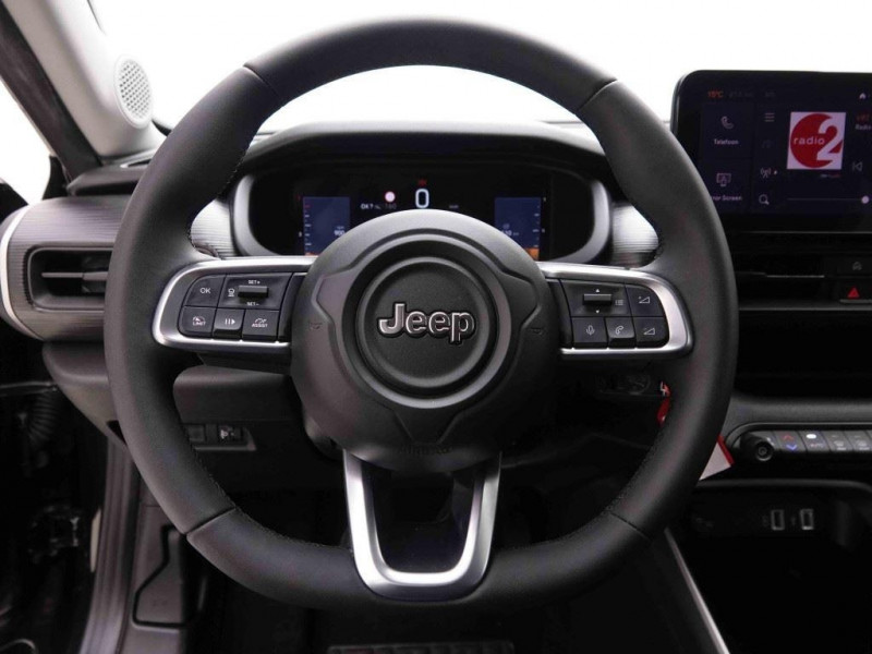 Photo 10 de l'offre de Jeep Avenger 1.2 Turbo T3 100 ch Altitude à 23698€ chez Carlyss automobiles Vitré