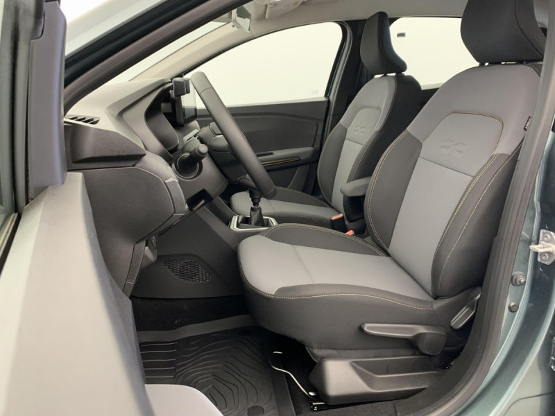 Photo 16 de l'offre de DACIA Sandero ECO-G 100 GSR2 Stepway Extreme + à 17998€ chez Carlyss automobiles Vitré