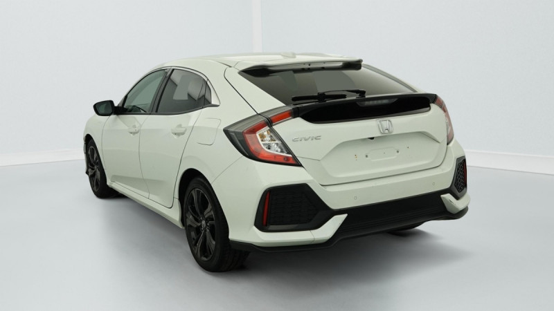 Photo 5 de l'offre de HONDA Civic 2018 CIVIC 1.0 I-VTEC 126 ELEGANCE à 14498€ chez Carlyss automobiles Vitré