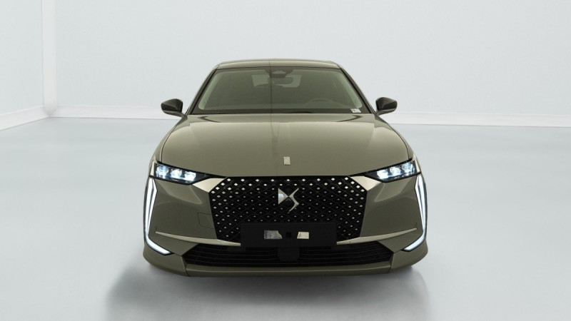 Photo 2 de l'offre de DS DS4 PureTech 130 EAT8 Rivoli à 23310€ chez Carlyss automobiles Vitré