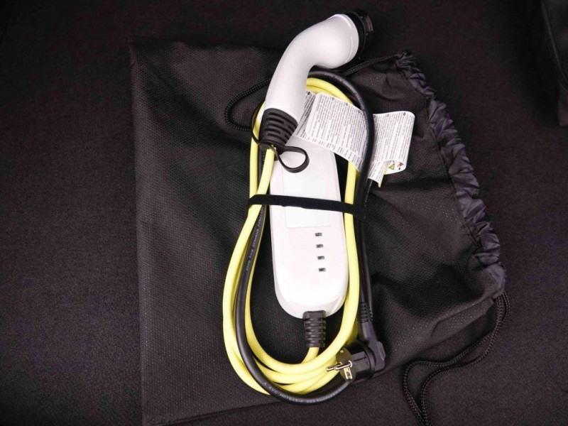 Photo 6 de l'offre de Cupra LEON 1.4 TSi 204 PHEV DSG à 26998€ chez Carlyss automobiles Vitré