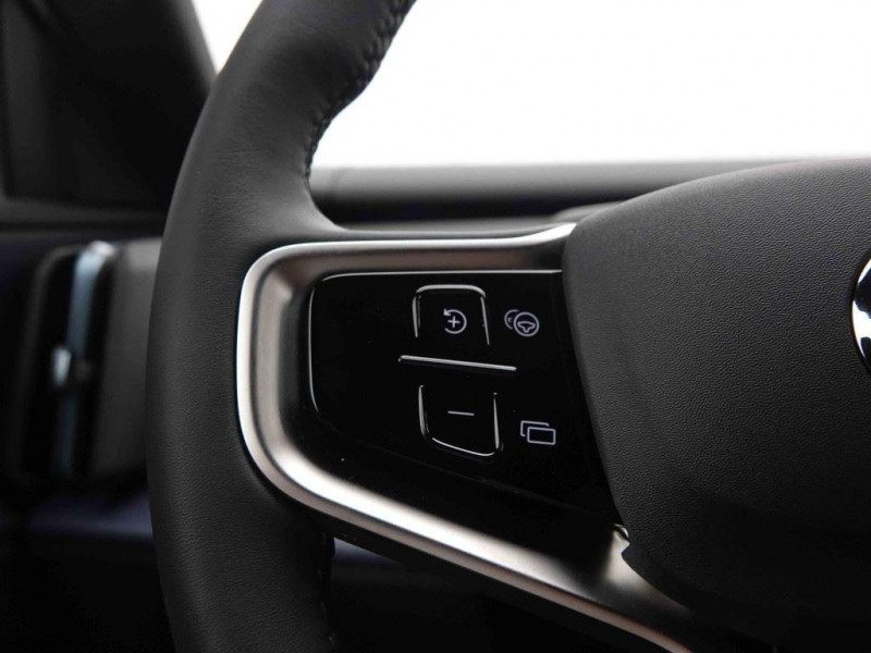 Photo 16 de l'offre de Volvo EX30 51kWh 272 Single Motor Plus à 39298€ chez Carlyss automobiles Vitré