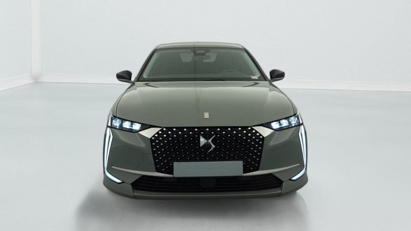 Photo 2 de l'offre de DS DS4 PureTech 130 EAT8 Rivoli à 23460€ chez Carlyss automobiles Vitré