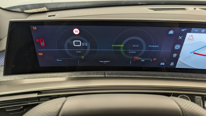 Photo 25 de l'offre de PEUGEOT 5008 Hybrid 145 e-DCS6 GT à 34998€ chez Carlyss automobiles Vitré