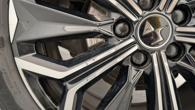 Photo 29 de l'offre de DS DS4 PureTech 130 EAT8 Rivoli à 22426€ chez Carlyss automobiles Vitré