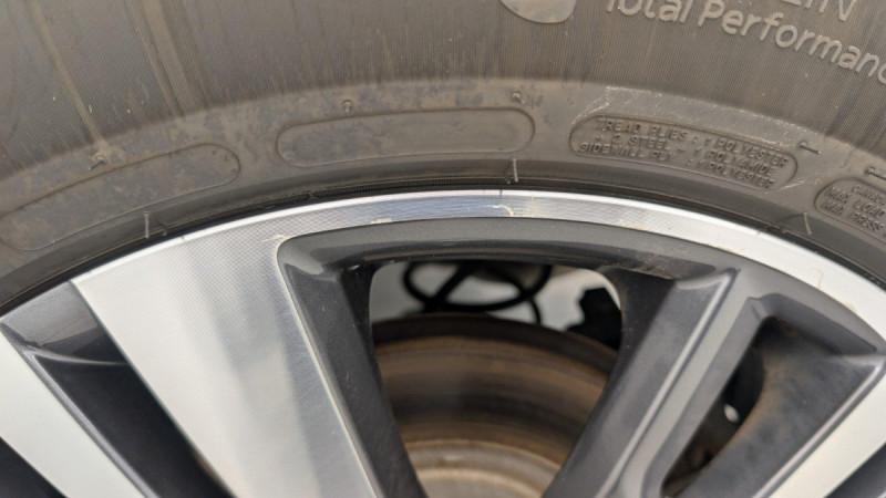 Photo 28 de l'offre de PEUGEOT 3008 Hybrid 136 e-DCS6 Allure Pack à 27853€ chez Carlyss automobiles Vitré