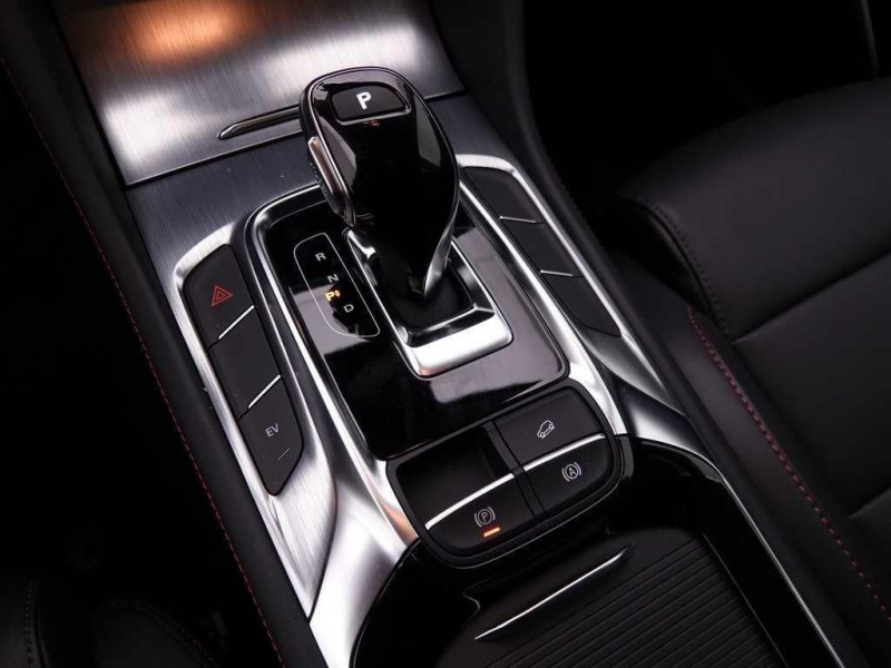 Photo 10 de l'offre de MG Motor EHS 1.5T PHEV 272 ch Comfort à 29798€ chez Carlyss automobiles Vitré