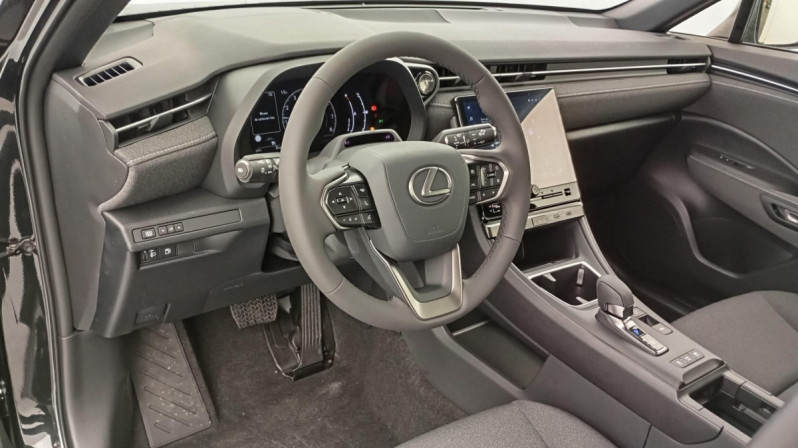 Photo 13 de l'offre de Lexus LBX 2WD Business à 31998€ chez Carlyss automobiles Vitré