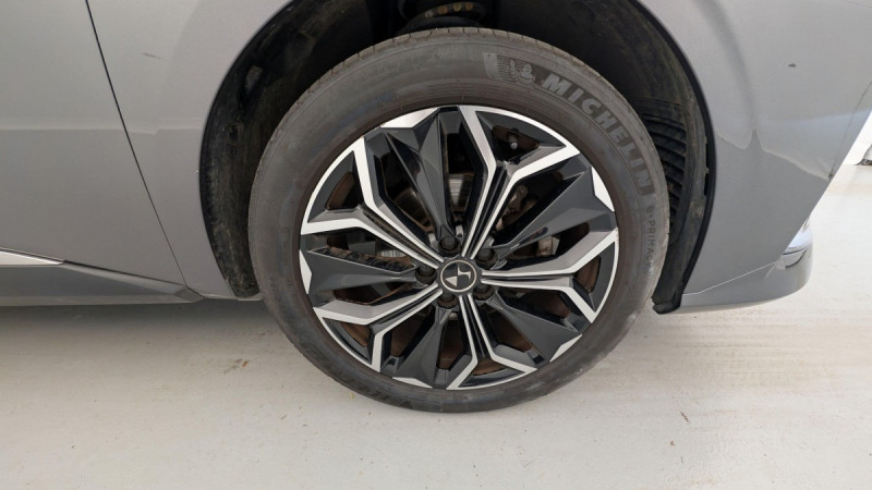 Photo 14 de l'offre de DS DS4 PureTech 130 EAT8 Rivoli à 22652€ chez Carlyss automobiles Vitré