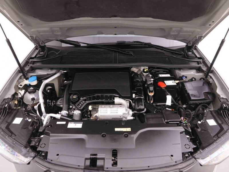 Photo 13 de l'offre de DS DS4 1.2 T 130 EAT8 Performance Line à 26205€ chez Carlyss automobiles Vitré