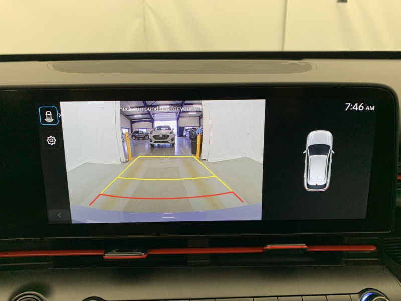 Photo 17 de l'offre de HYUNDAI KONA HYBRID 129 CREATIVE N Line à 28518€ chez Carlyss automobiles Vitré