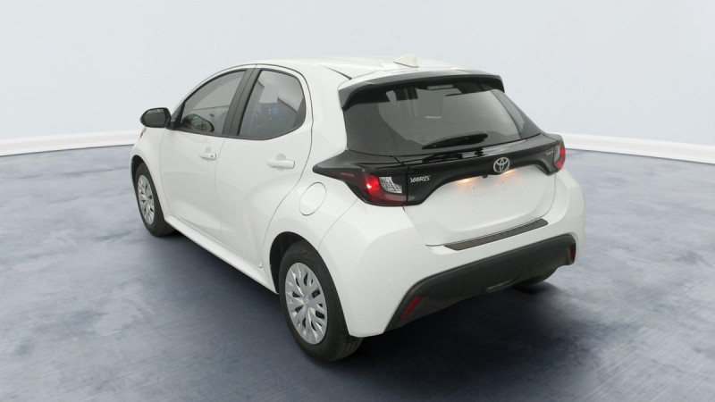 Photo 5 de l'offre de TOYOTA YARIS HYBRIDE 116h Dynamic à 19998€ chez Carlyss automobiles Vitré