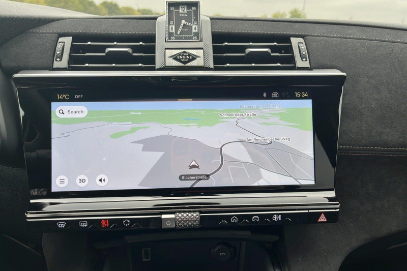 Photo 15 de l'offre de DS DS7 BlueHDi 130 EAT8 Pallas à 33598€ chez Carlyss automobiles Vitré