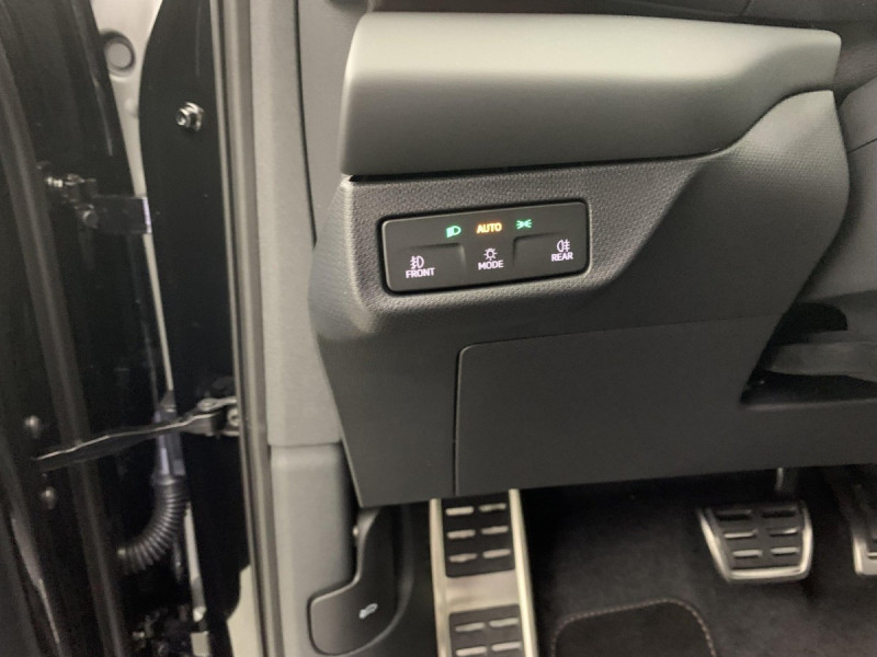 Photo 21 de l'offre de Cupra Terramar 1.5 eHybrid 204 ch DSG6 V à 40998€ chez Carlyss automobiles Vitré