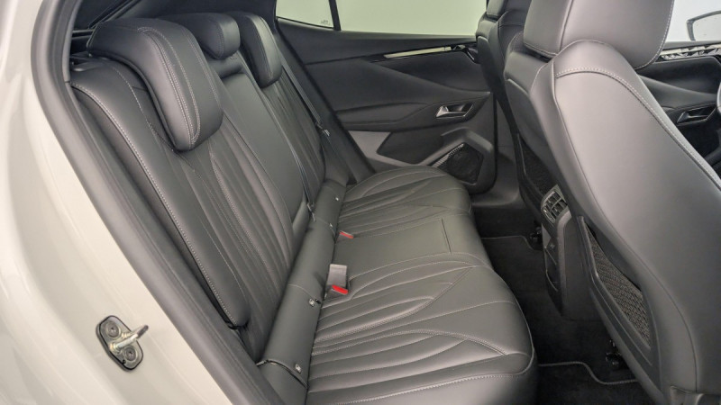 Photo 10 de l'offre de DS DS4 PureTech 130 EAT8 Rivoli à 22452€ chez Carlyss automobiles Vitré