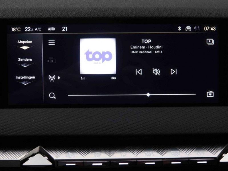 Photo 11 de l'offre de DS DS4 Hybride 136 e-DCT6 Pallas à 30598€ chez Carlyss automobiles Vitré