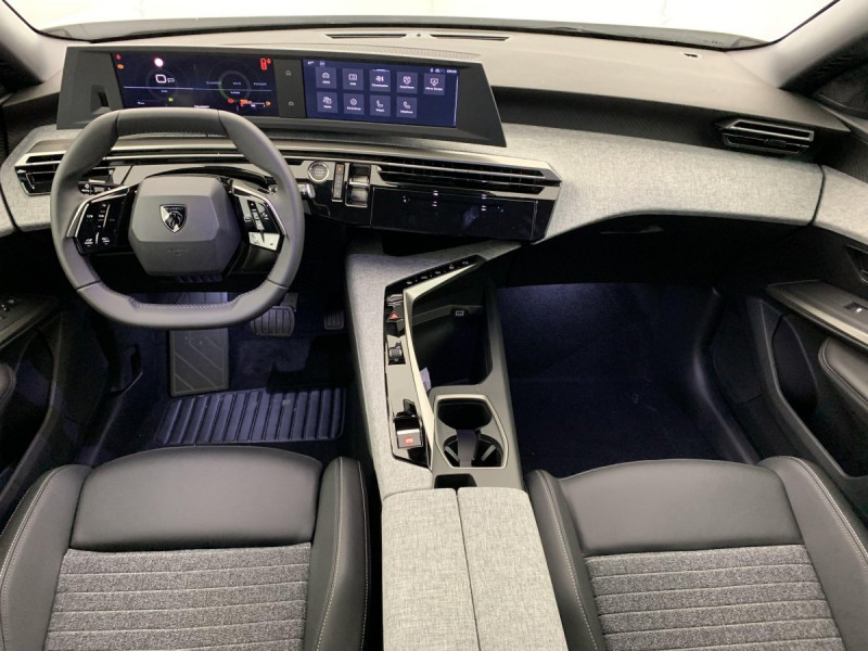 Photo 12 de l'offre de PEUGEOT 3008 Hybrid 145 e-DCS6 Allure à 28998€ chez Carlyss automobiles Vitré