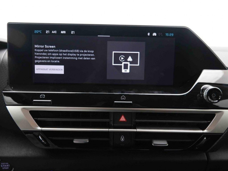 Photo 4 de l'offre de CITROEN C4 Hybrid 145 e-DCS6 MAX New model à 26926€ chez Carlyss automobiles Vitré