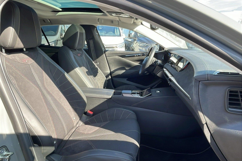 Photo 9 de l'offre de DS DS4 PureTech 130 EAT8 Performance Line+ à 22280€ chez Carlyss automobiles Vitré