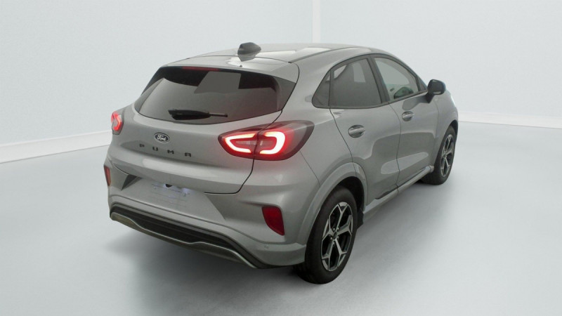 Photo 7 de l'offre de FORD PUMA 1.0 EcoBoost 125 ch mHEV S&S BVM6 ST-Line à 21458€ chez Carlyss automobiles Vitré
