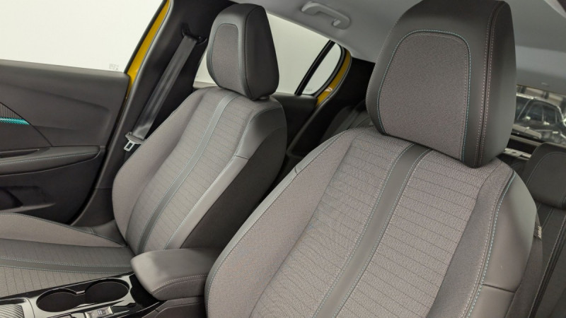 Photo 15 de l'offre de PEUGEOT 208 ELECTRIQUE 50 KWH 136CH ALLURE à 17898€ chez Carlyss automobiles Vitré